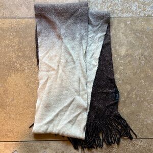Sejour Textured Brown Scarf
